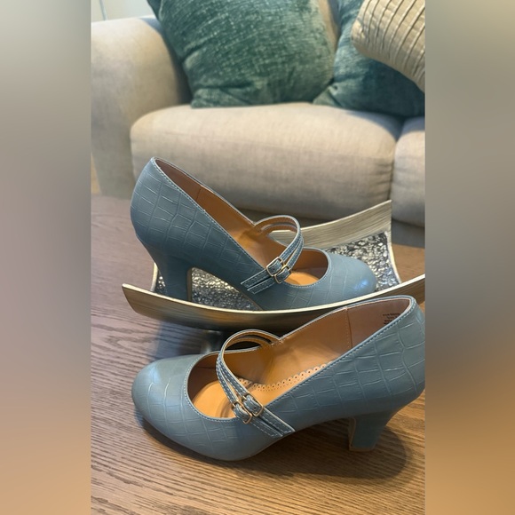 Journee Collection Light Blue Mary Jane Flats - Picture 2 of 6